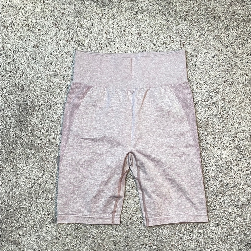 Gymshark Seamless Light‎ Purple Biker Shorts Size Large